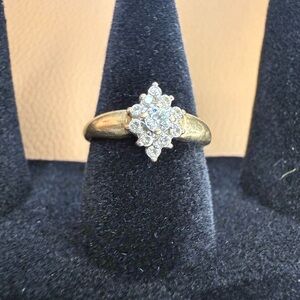 Vintage 10K Diamond Ring 1.5 Grams